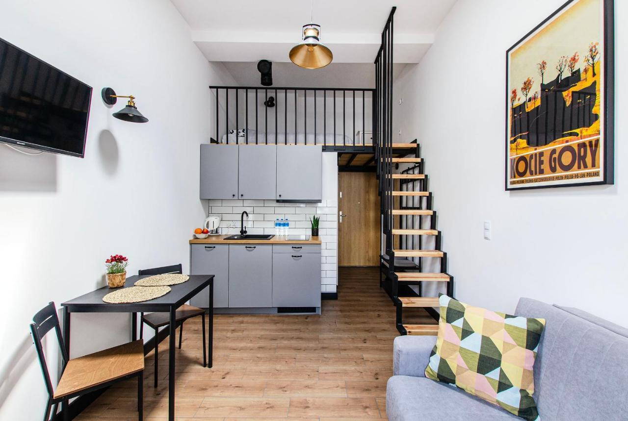 ורוצלב Smart Rental Management Apartments - City Center מראה חיצוני תמונה